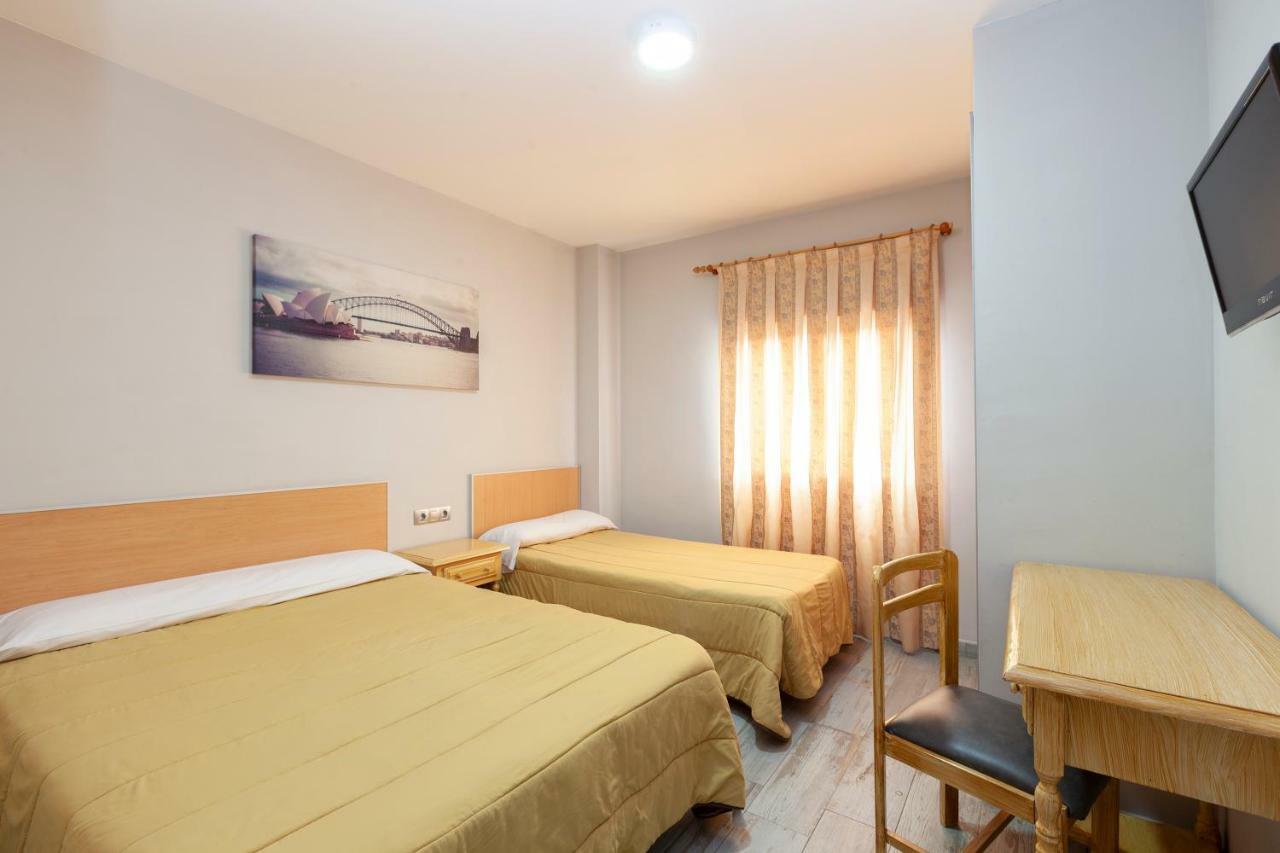 Olympia Ronda Hostel El Puig  Eksteriør billede